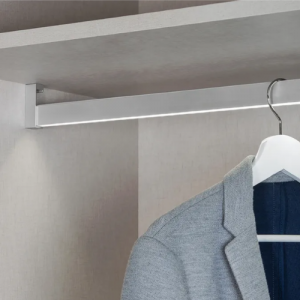 2. Tubi portabito e accessori